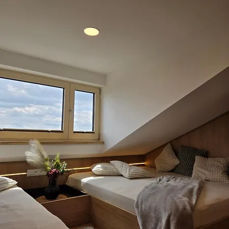 Stit Deluxe Apartment